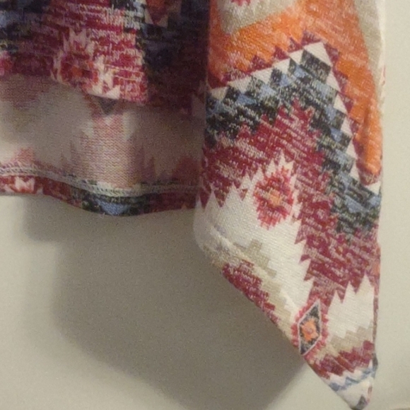 Absolutely Famous Colorful Chevron Pattern Top Size Large - Picture 3 of 9